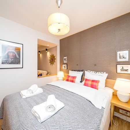 Golden Apartment With Air Condition By Your Freedom 바르샤바 외부 사진