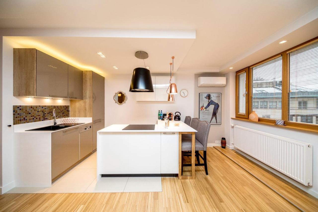 Golden Apartment With Air Condition By Your Freedom 바르샤바 외부 사진